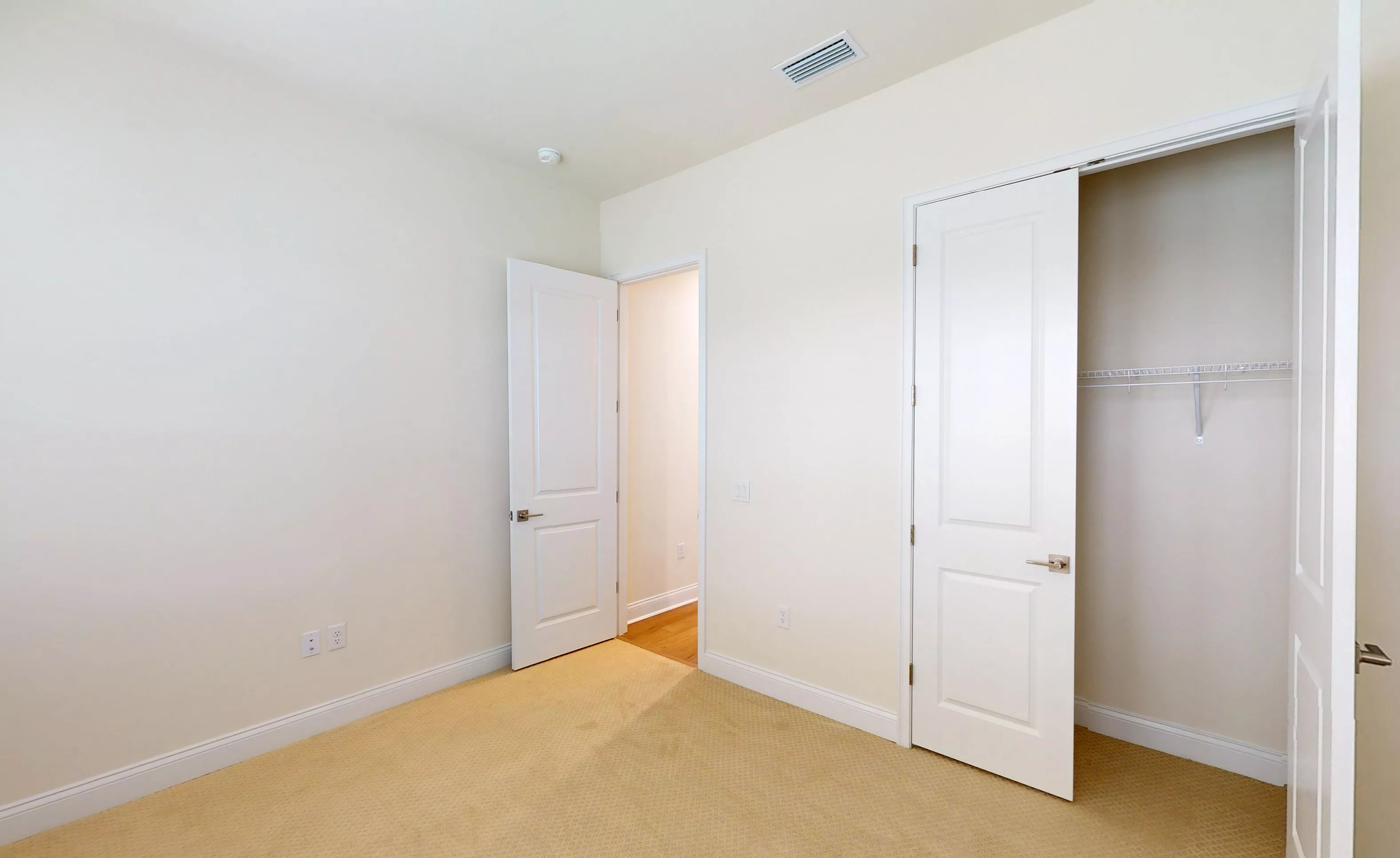 Charlotte - Guest Bedroom