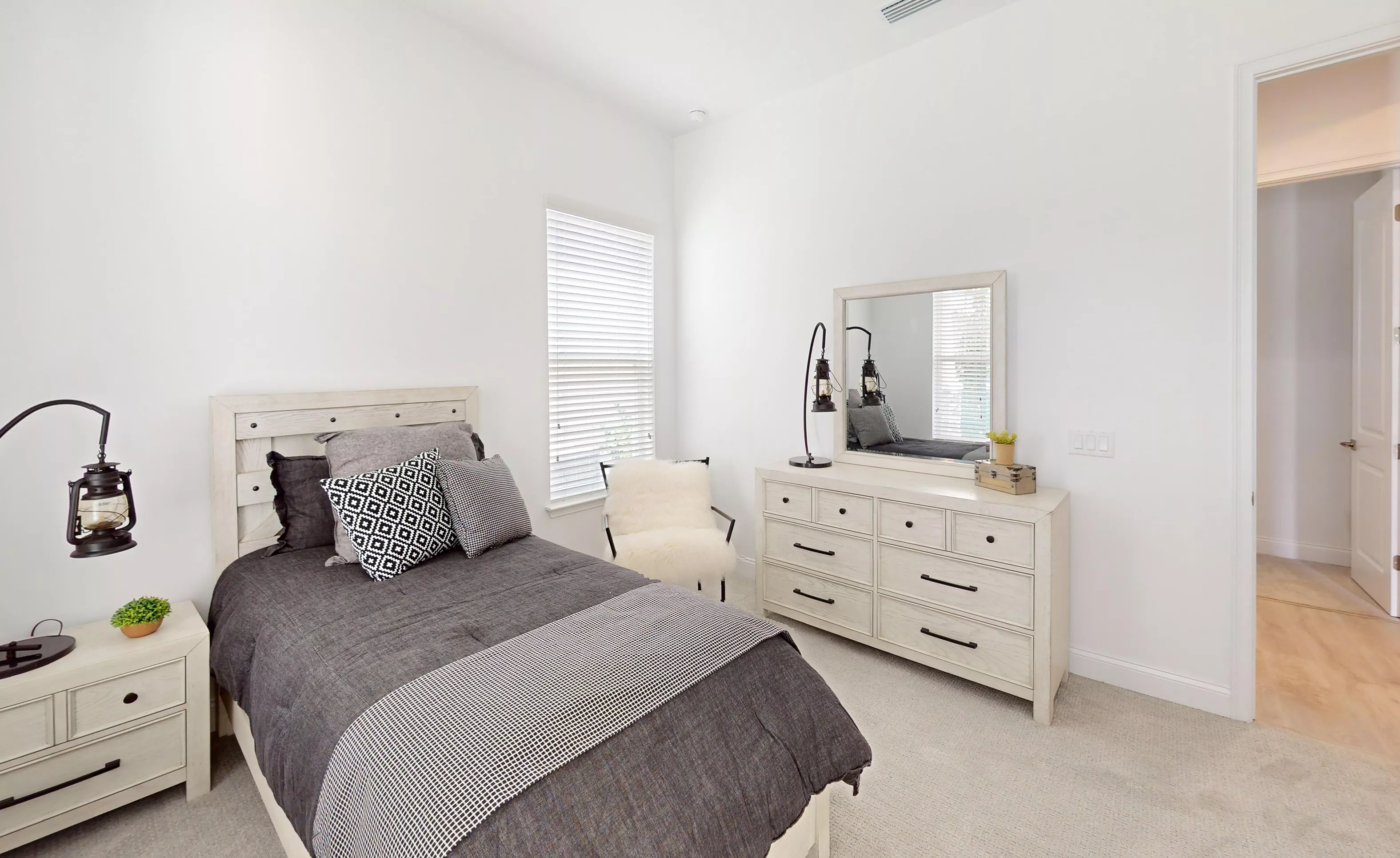 Aiden - Guest Bedroom