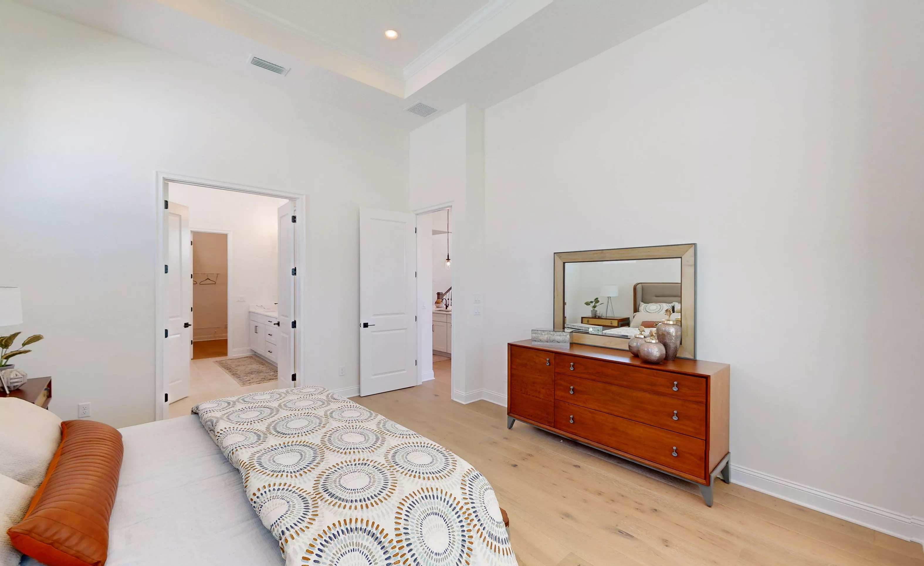 Santa Cruz - Master Bedroom