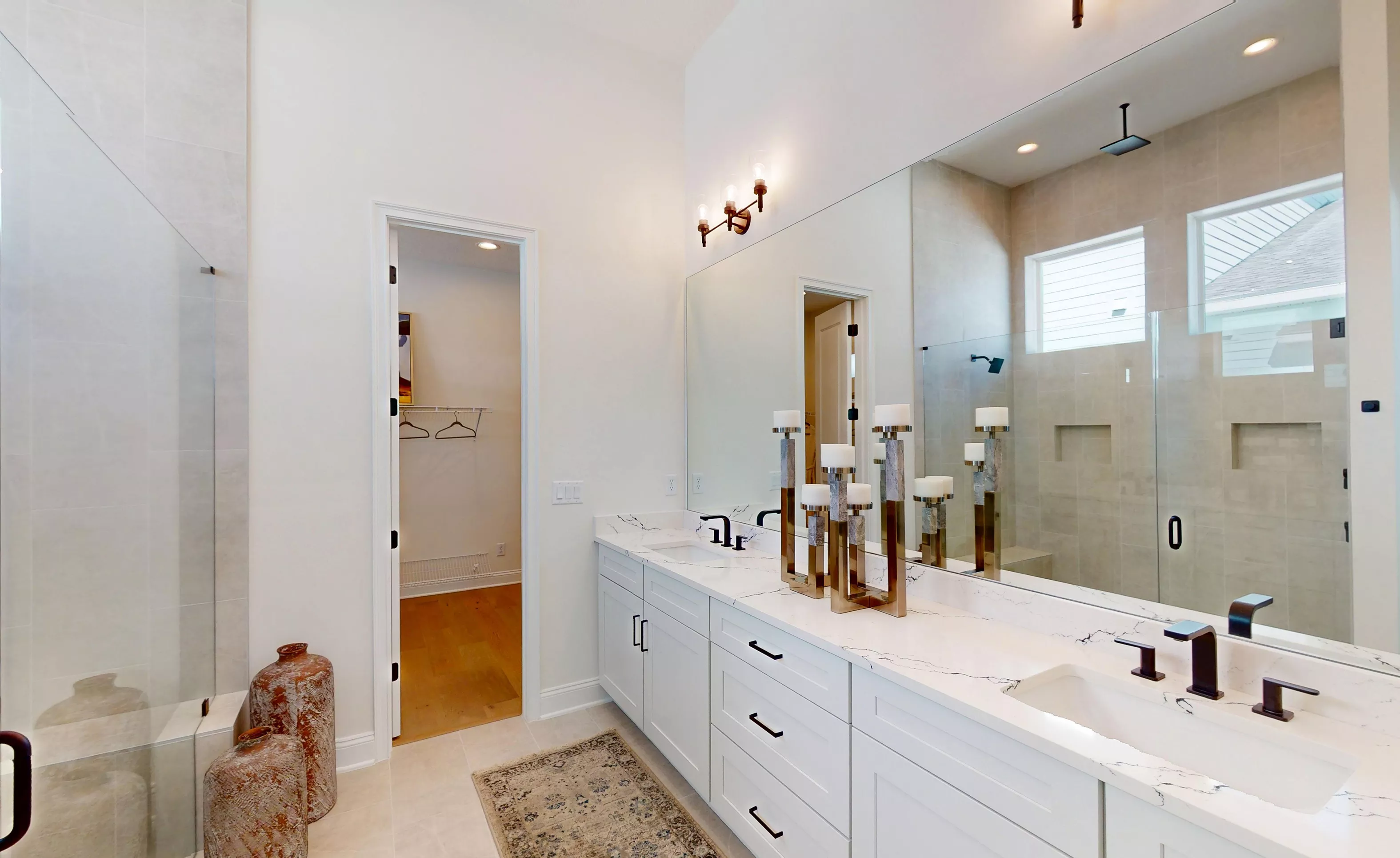 Santa Cruz - Master Bathroom