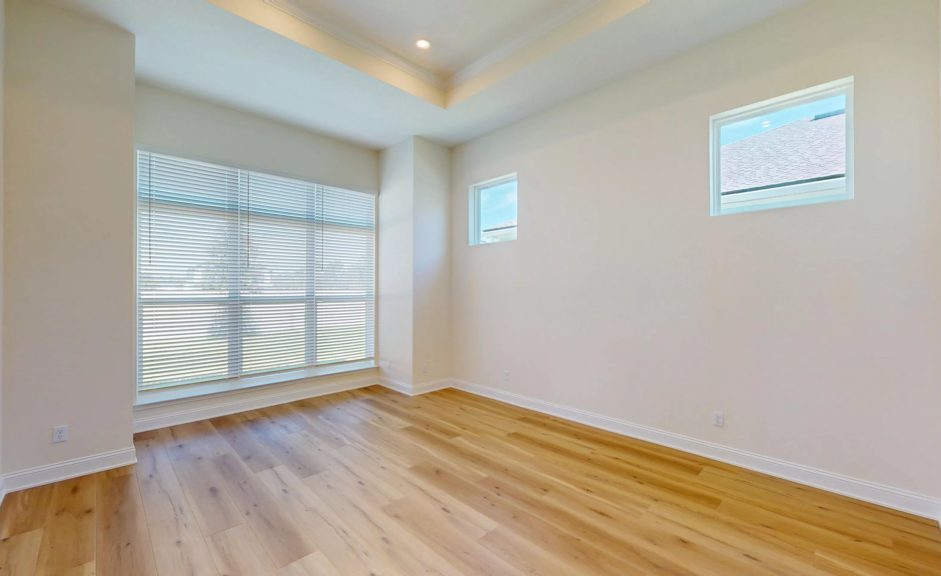 Santa Cruz - Master Bedroom