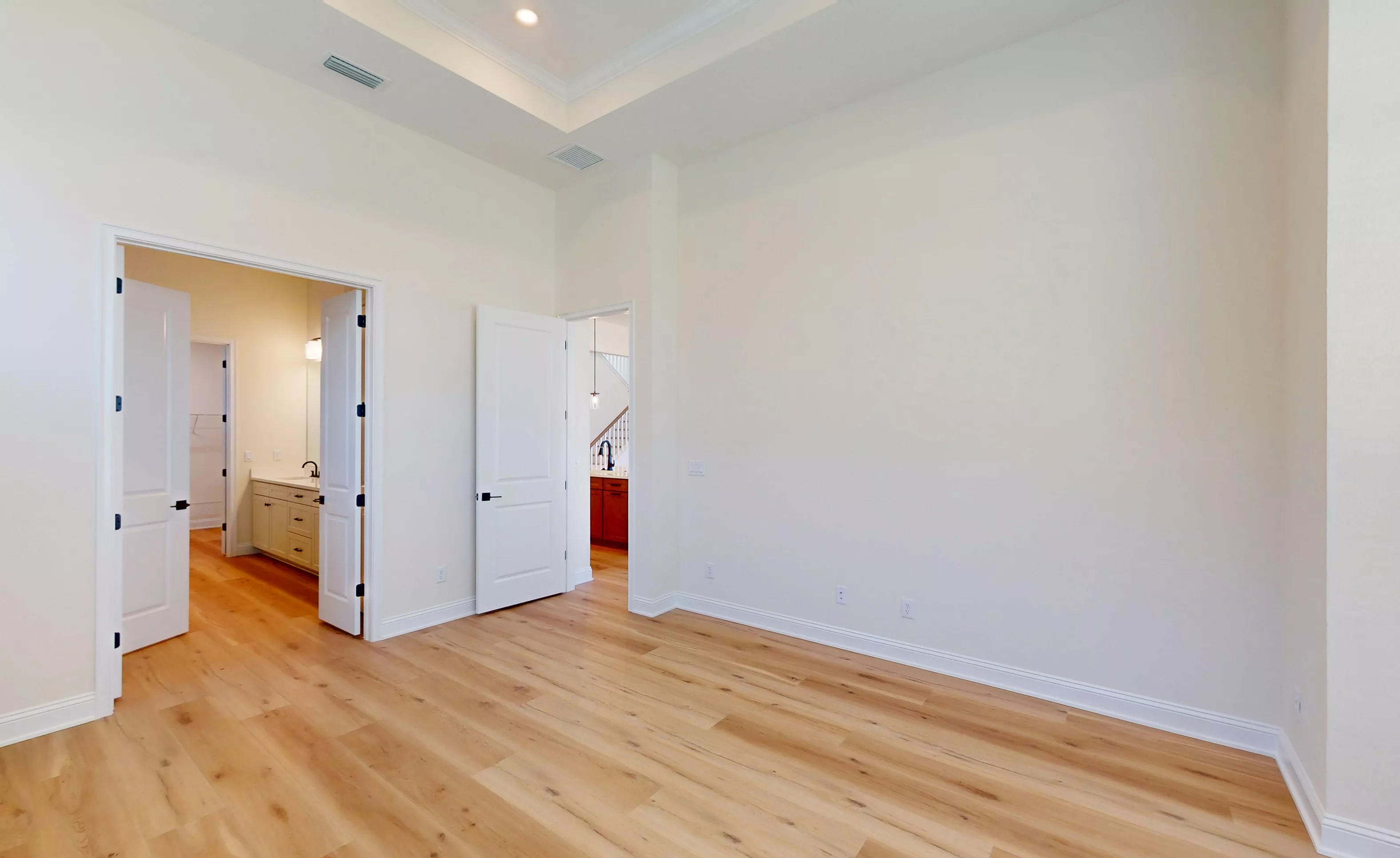 Santa Cruz - Master Bedroom