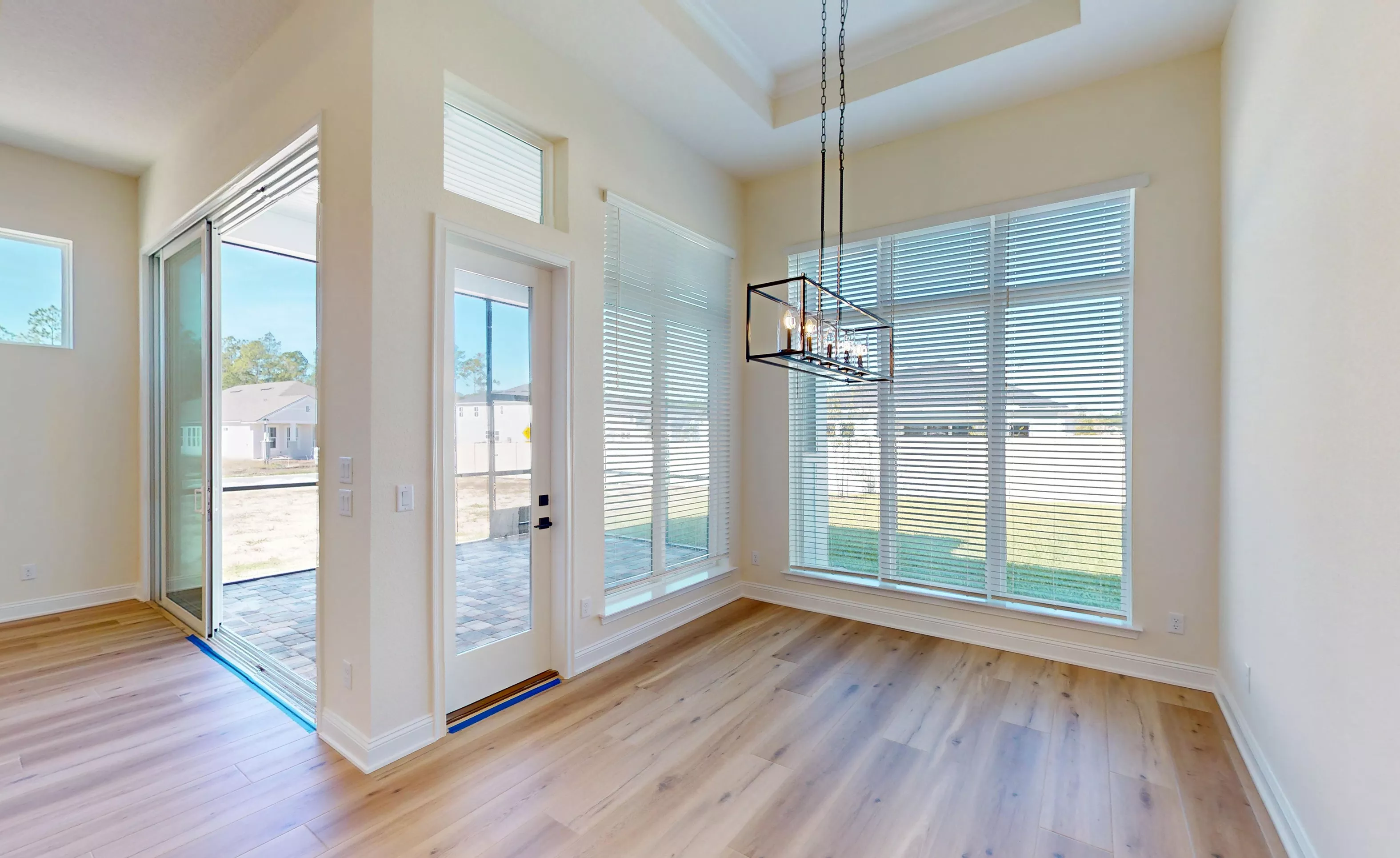 Santa Cruz - Dining Room