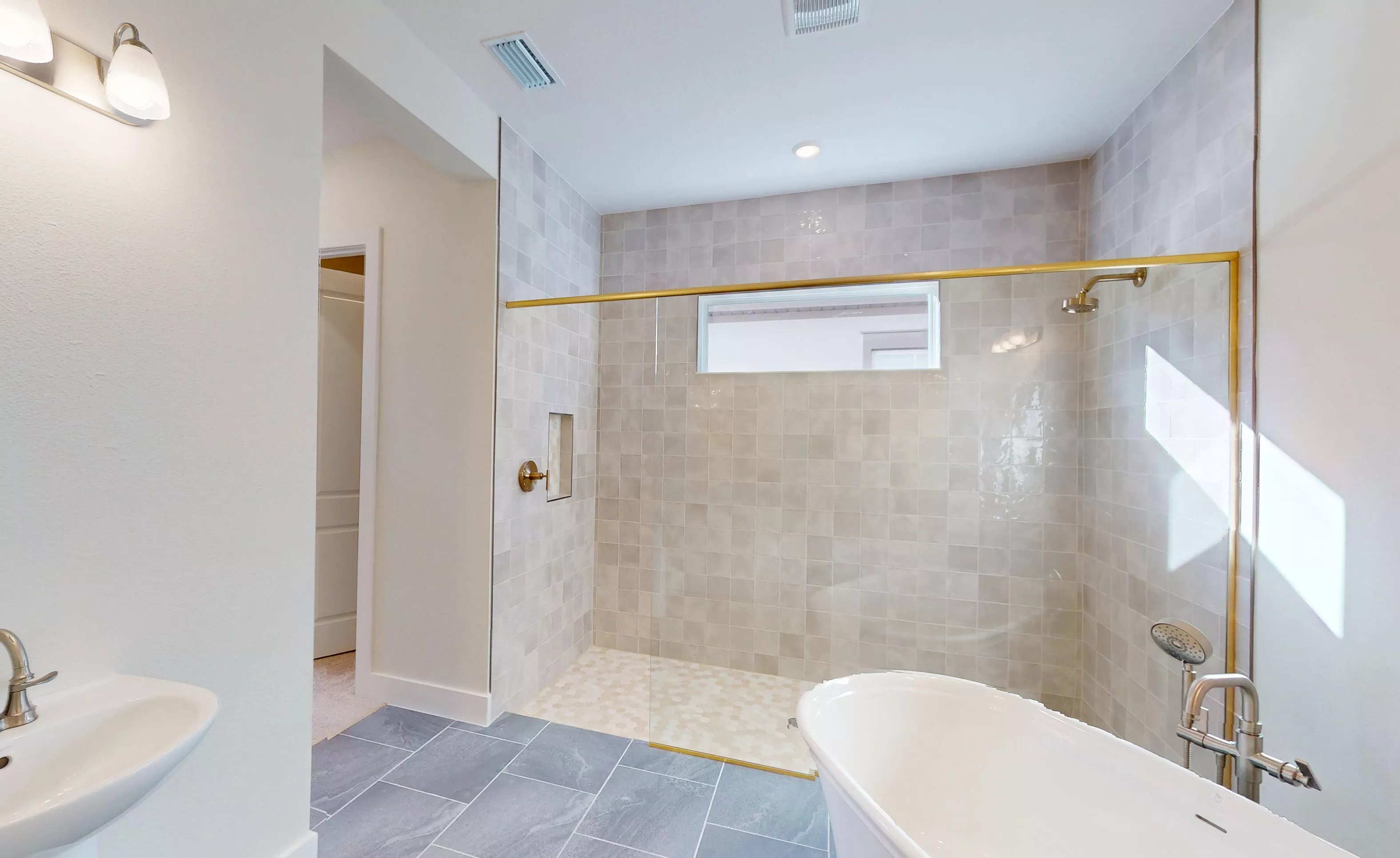 Fiji - Master Bathroom