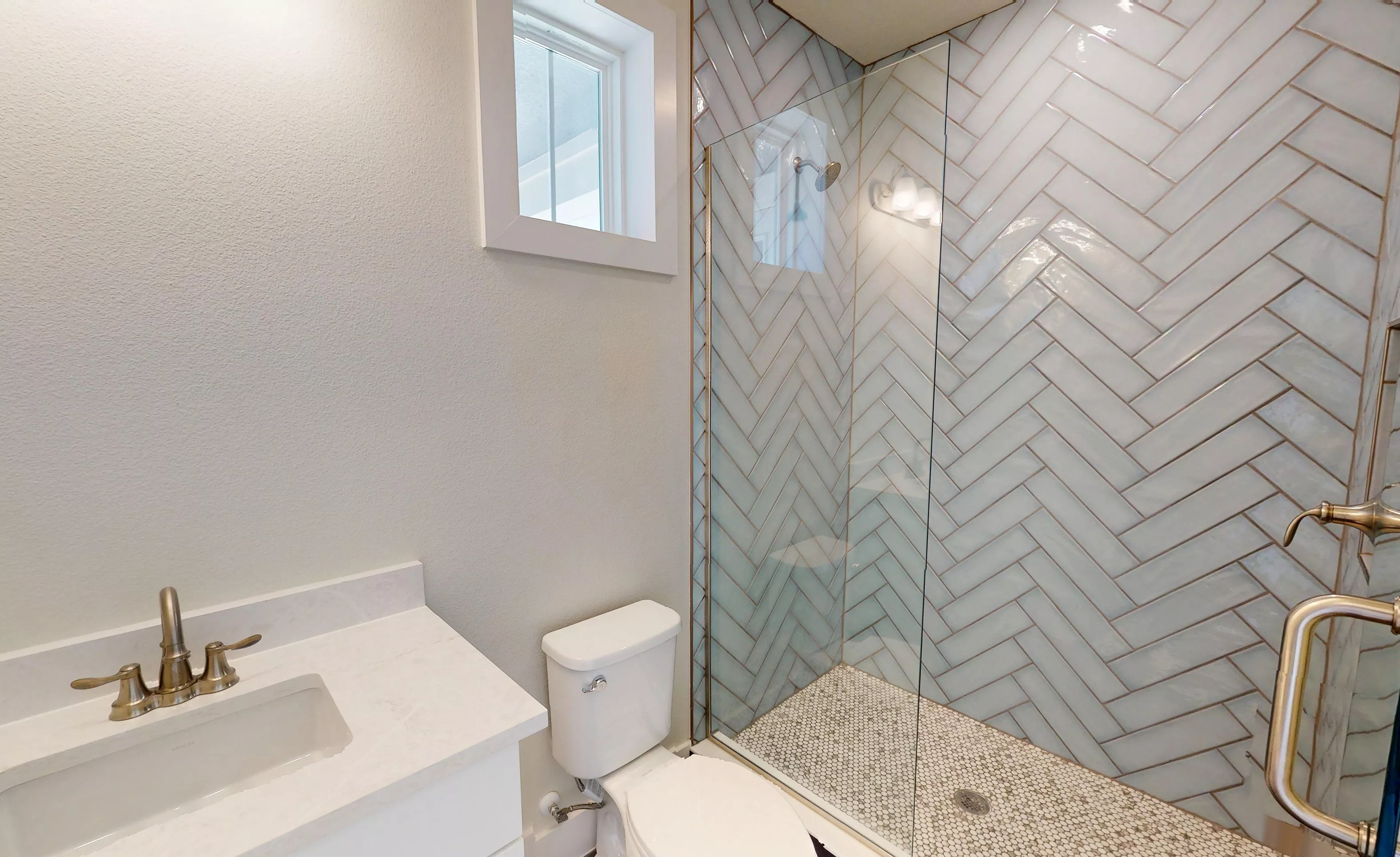 Fiji - Guest Bathroom