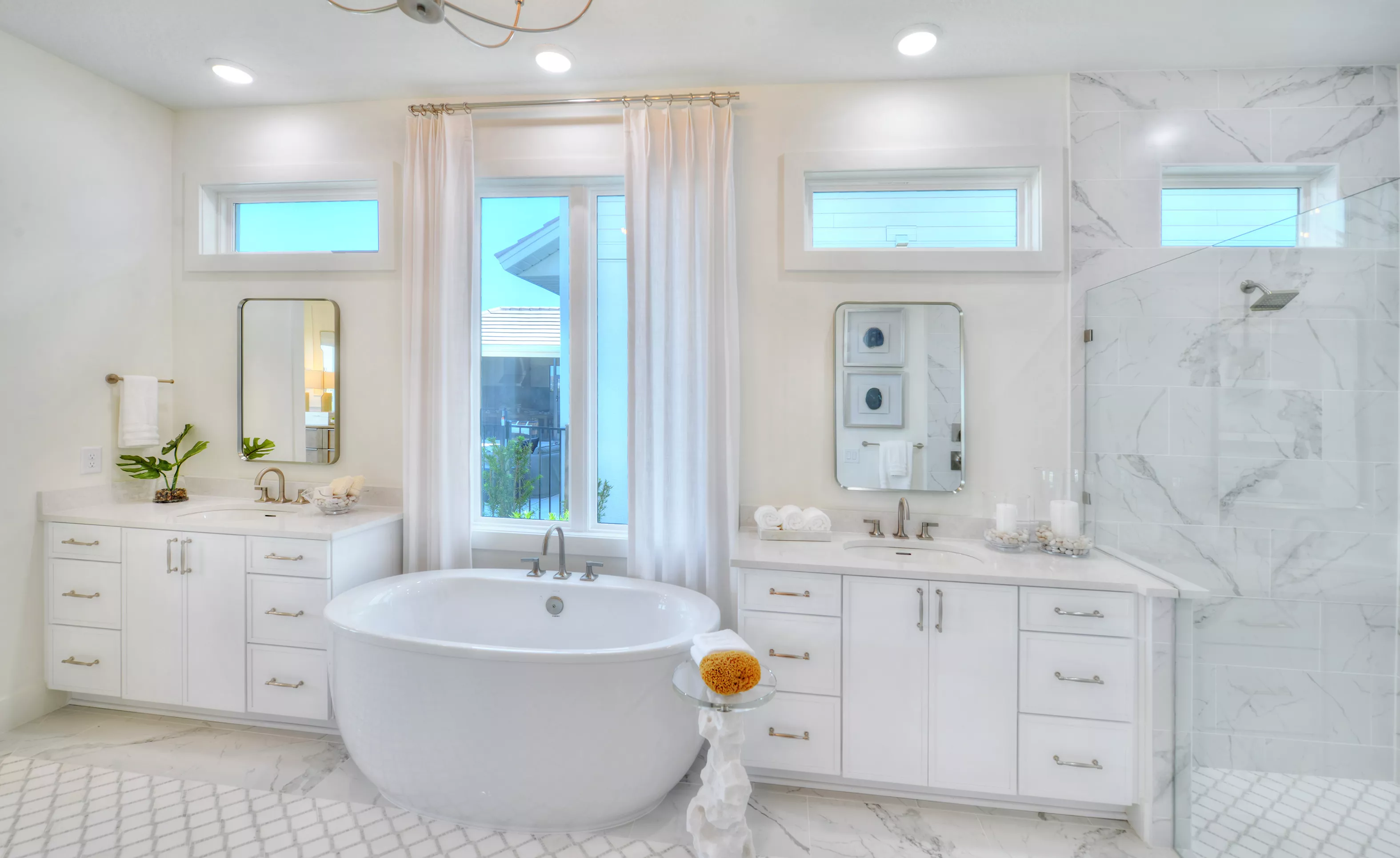 Costa Mesa - Master Bathroom