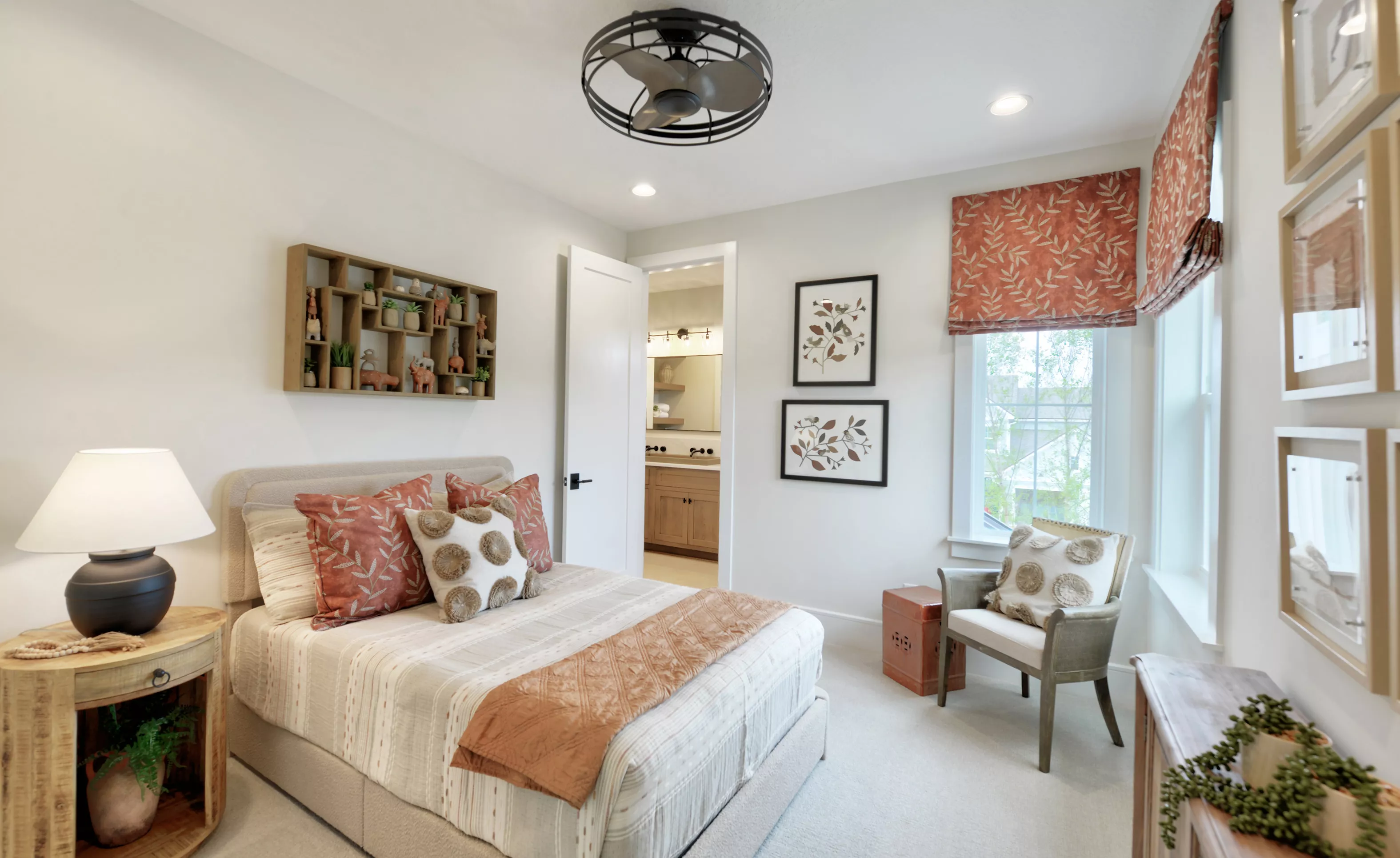 Pablo II - Guest Bedroom