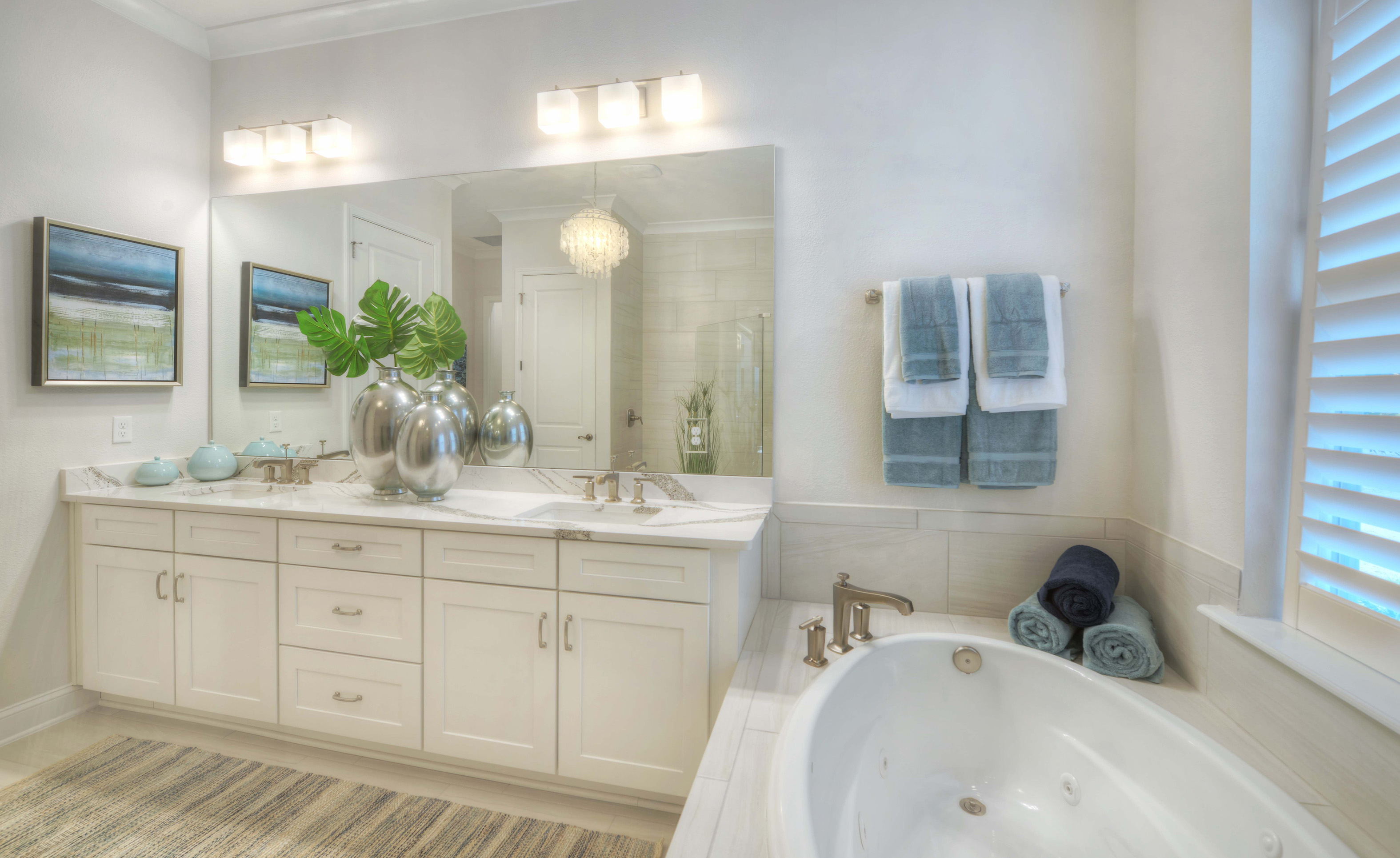 Egret V - Master Bathroom