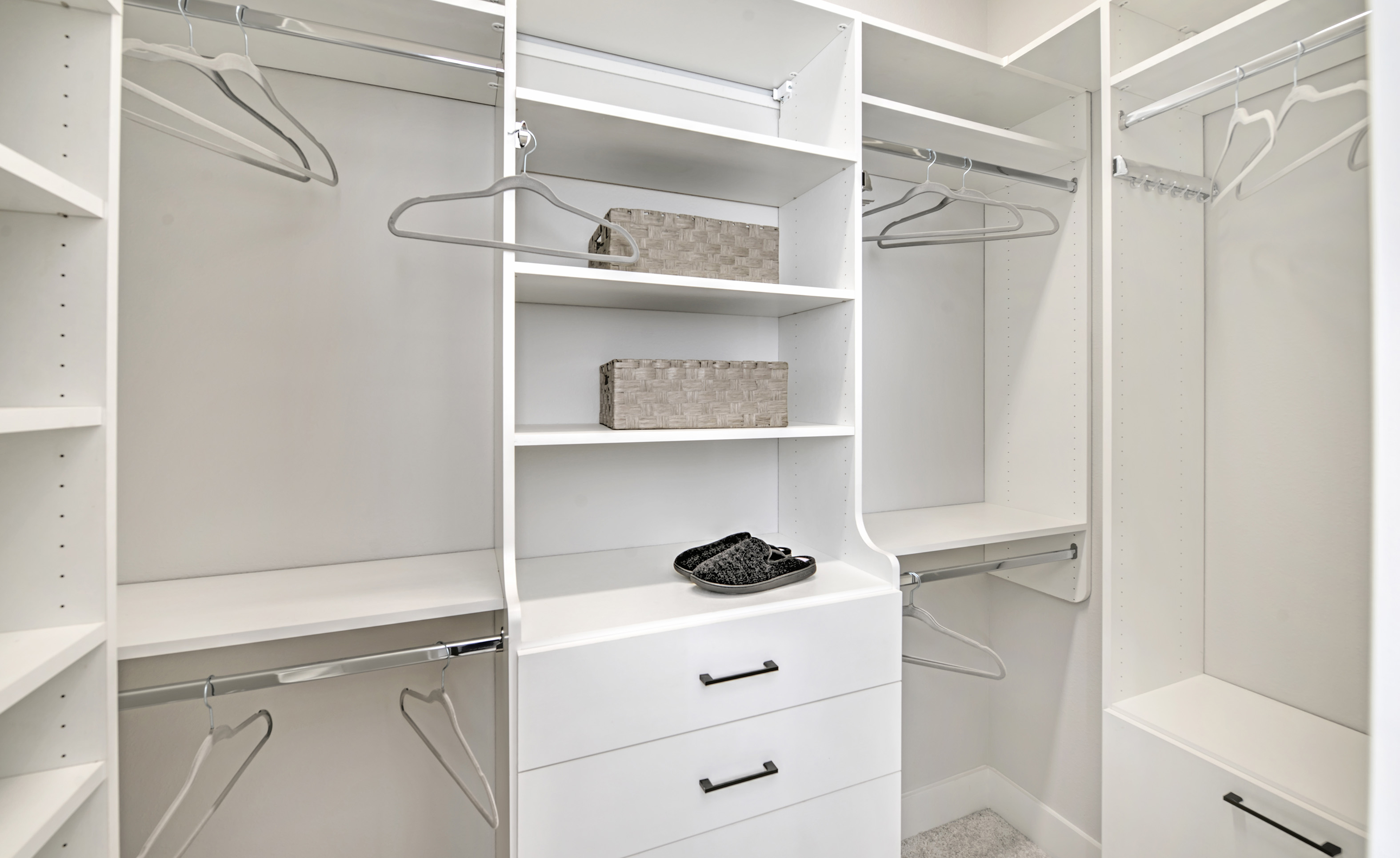 Palos Verdes - Master Closet